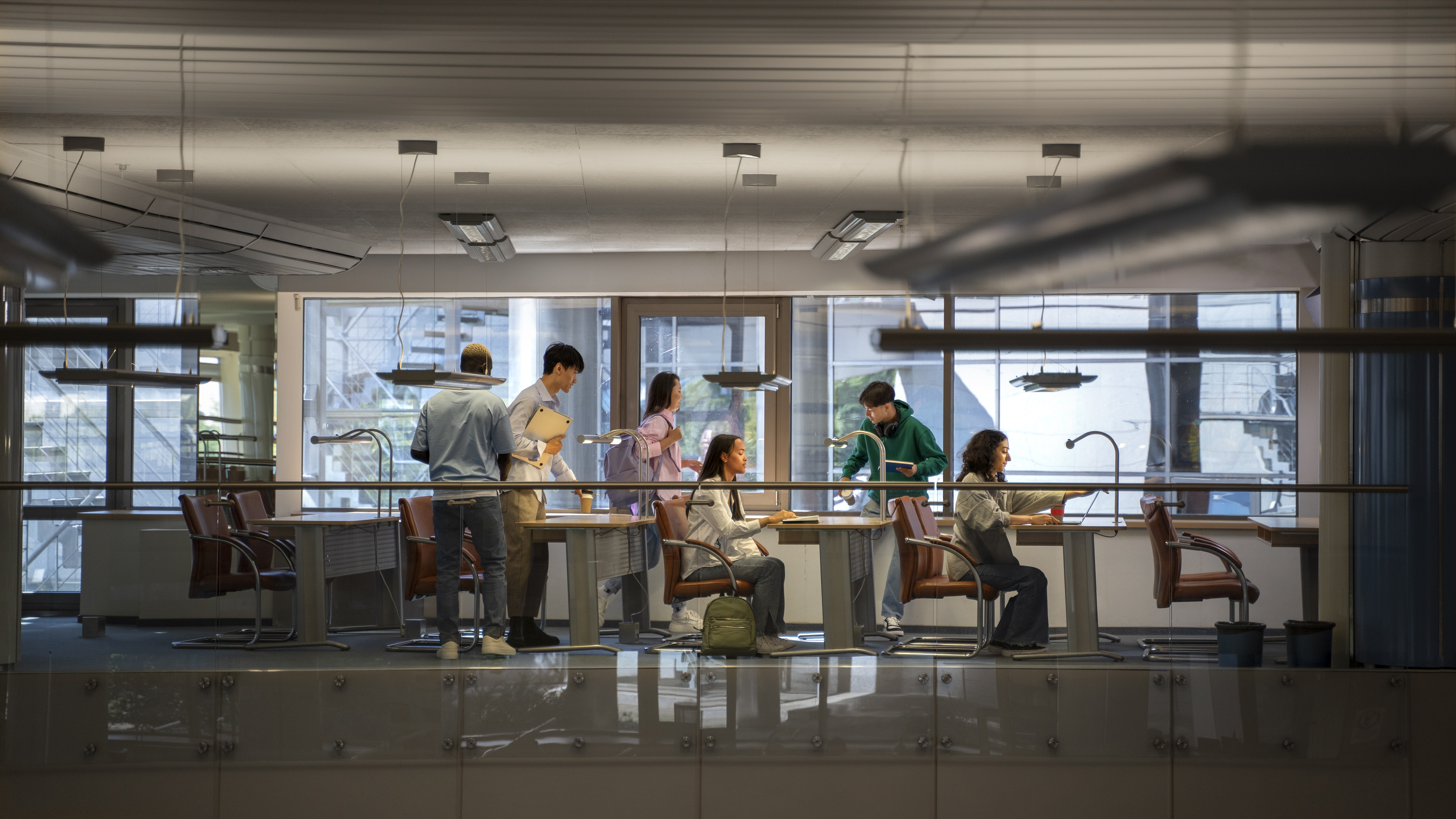 full-shot-students-studying-indoors